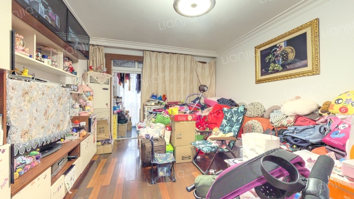 春岚苑二手房实景图