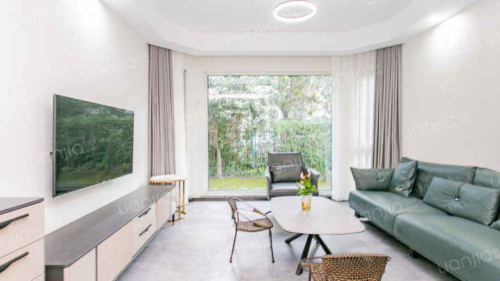 佘山银湖别墅二手房实景图