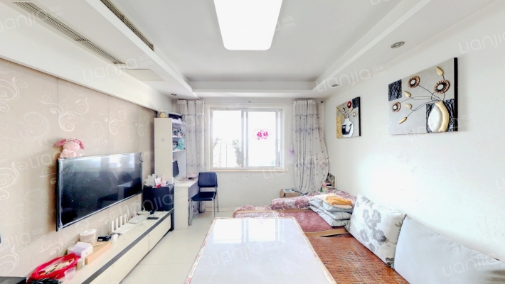 世家东部时空二手房实景图