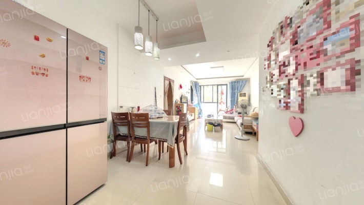 东湖大郡二期二手房实景图