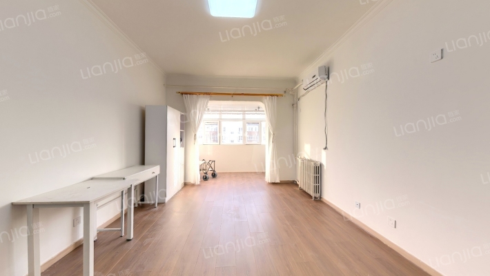 温泉花园A区二手房实景图