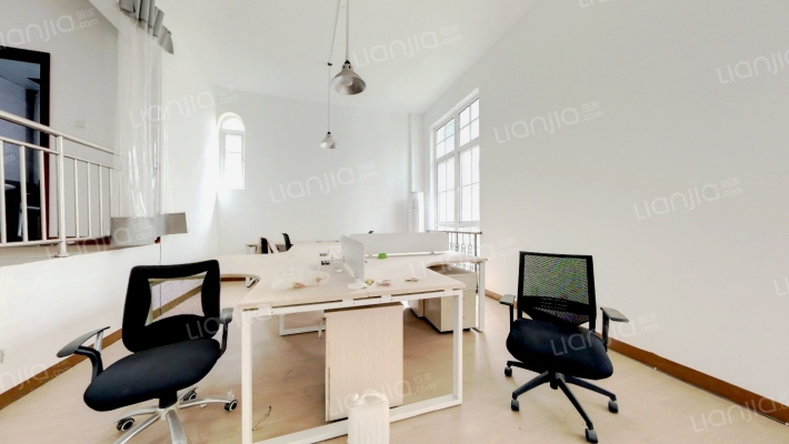 蓝山溪谷二手房实景图