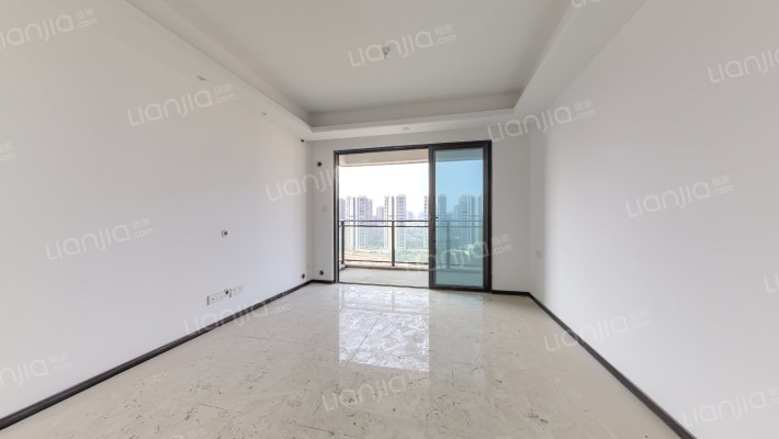 龙光玖龙花园二手房实景图