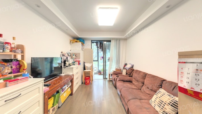 融创未来金融城-源融佳苑二手房实景图