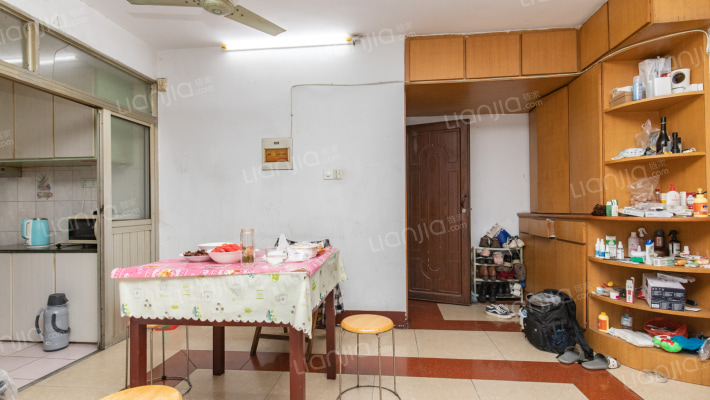 河畔花园二手房实景图