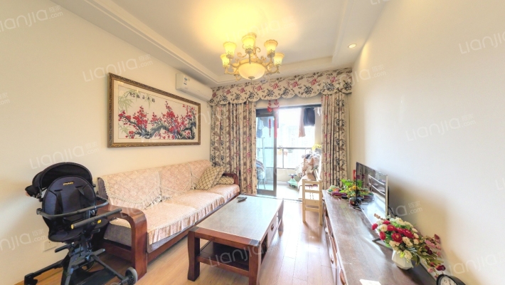 万科悦峰三期二手房实景图