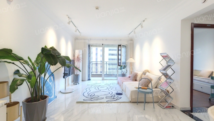 碧桂园翡翠湾二手房实景图