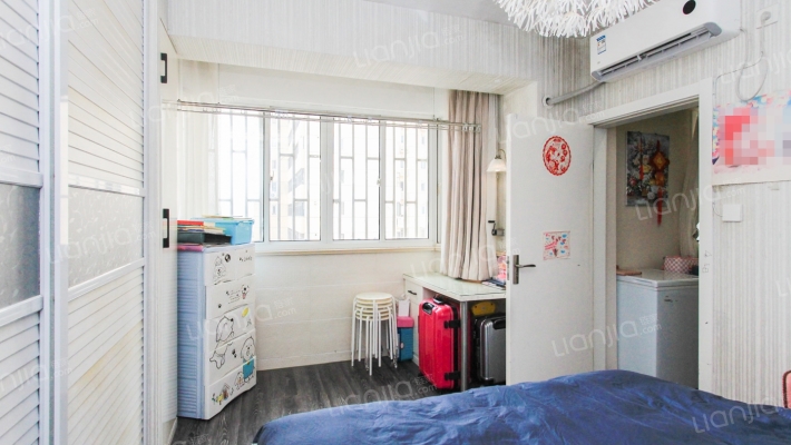 上南二村洪高小区二手房实景图