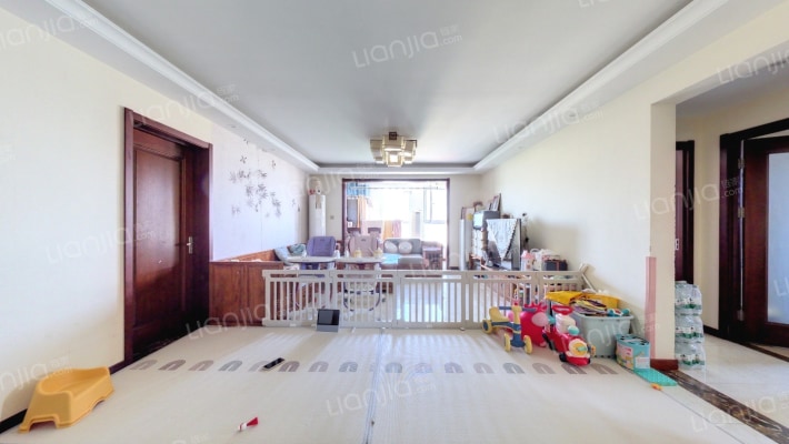 天同11号二手房实景图