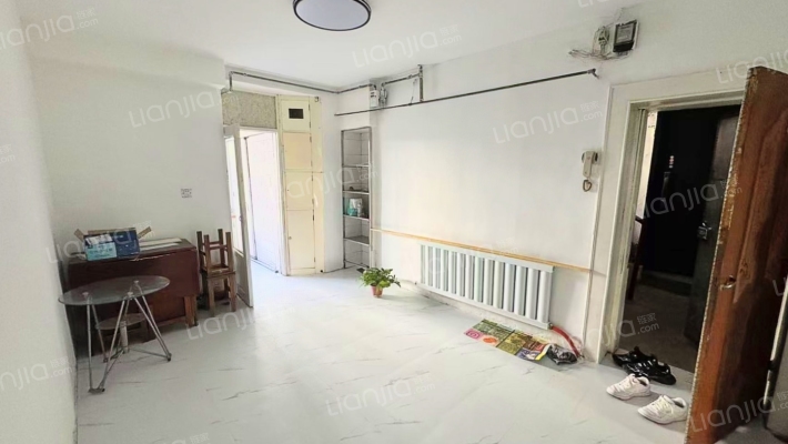 农药厂二手房实景图