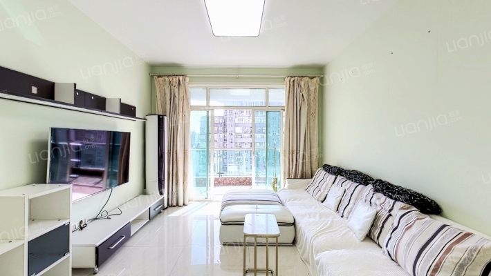 家化滨江苑二手房实景图