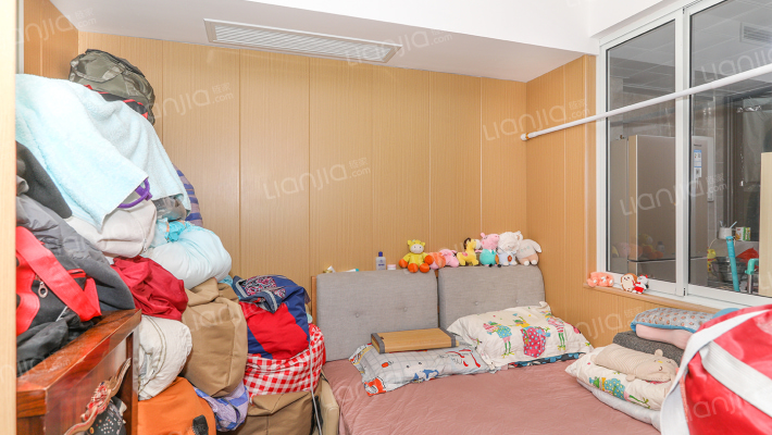 绿地蓝海庭二手房实景图