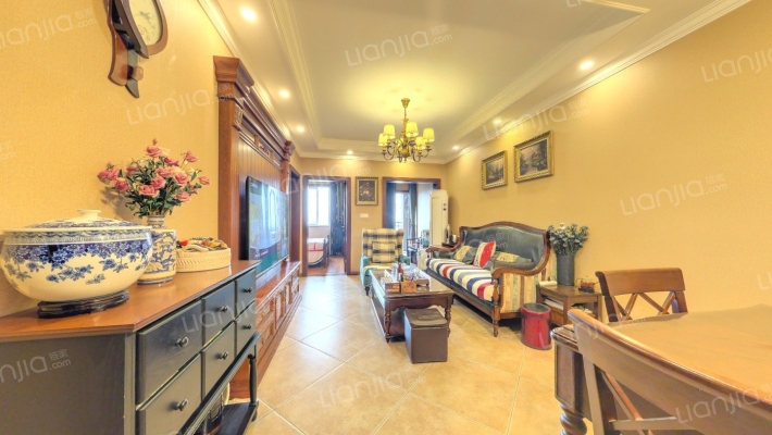 光华可乐小镇A区二手房实景图