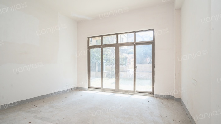 碧桂园凤凰城翡翠岛C区二手房实景图