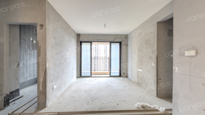 嘉宏锦峯二手房实景图