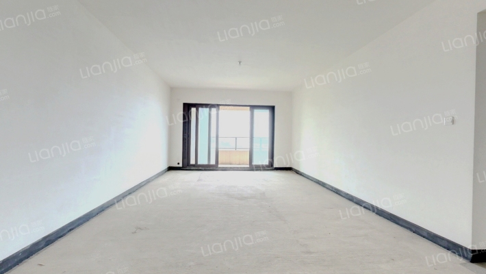 嘉陵江天二手房实景图