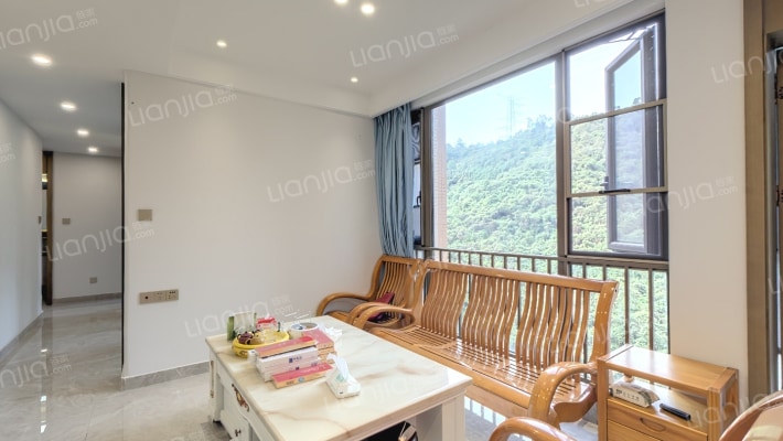 淘金山·湖景花园二期二手房实景图