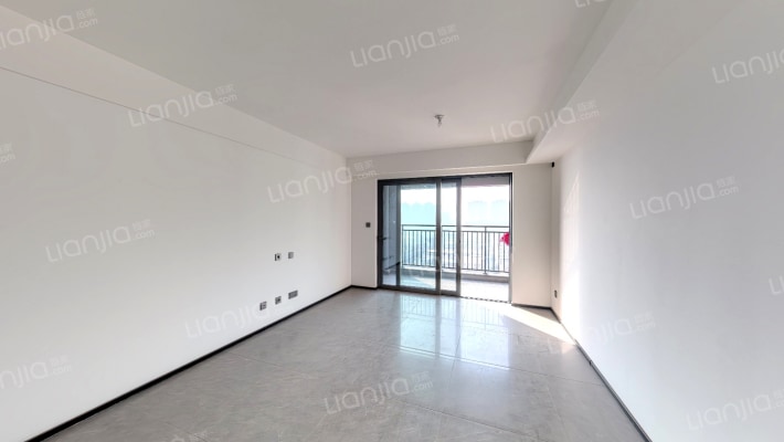 万科松湖天地二手房实景图