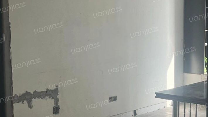 深蓝绿景国际二手房实景图