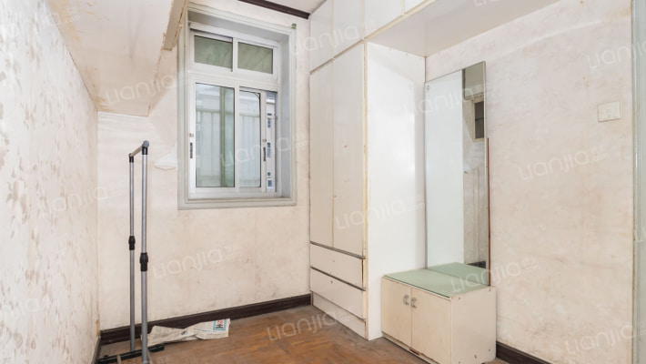 旬阳新村二手房实景图