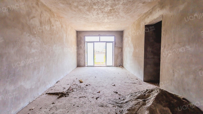 大地春风源二手房实景图