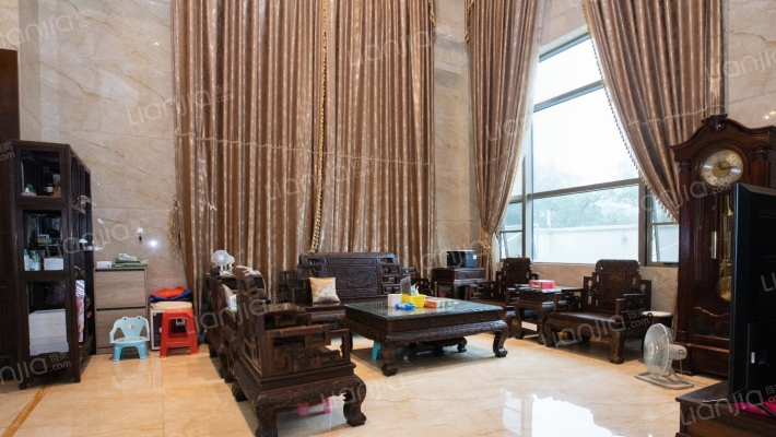 新路村二手房实景图