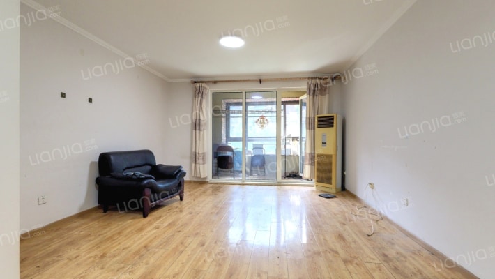 西山艺境6号院二手房实景图