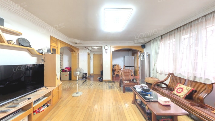 格致小区二手房实景图