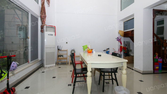 翰海翠庭二手房实景图