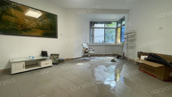 科技福地总公司宿舍二手房实景图