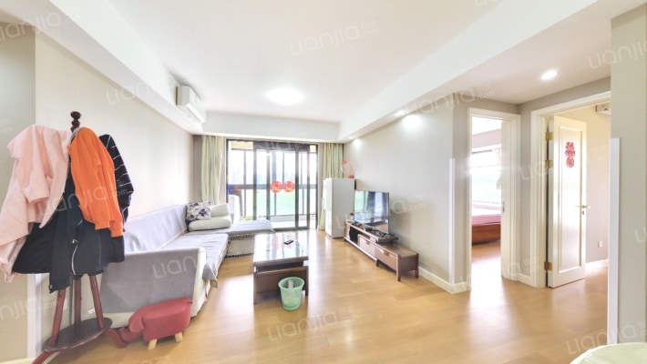 嘉誉山E区二手房实景图