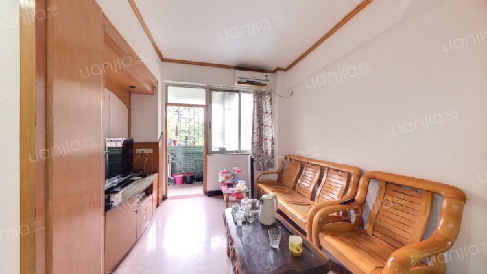 得宝花园二手房实景图