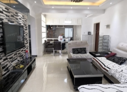 整租·东方华庭 3室2厅 西南_东方华庭租房