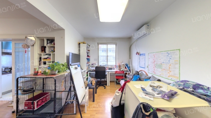 新德公寓(浦东)二手房实景图