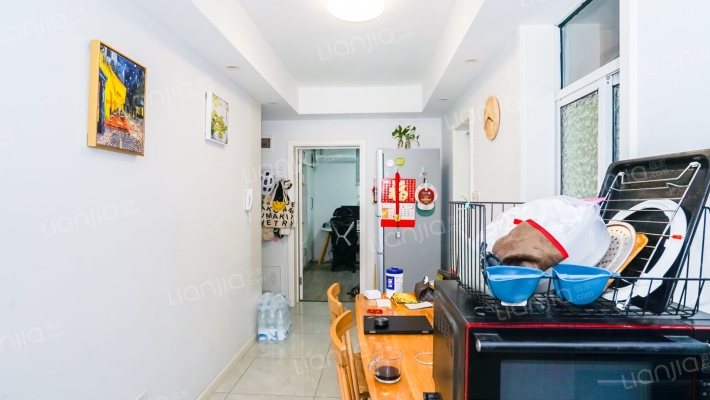 控江路1525弄二手房实景图