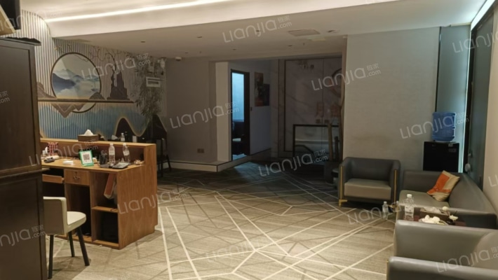 美的林城时代底商二手房实景图