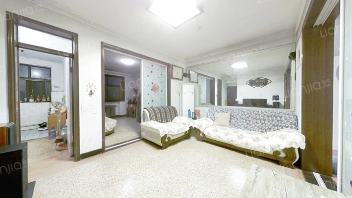 东平巷5号院二手房实景图