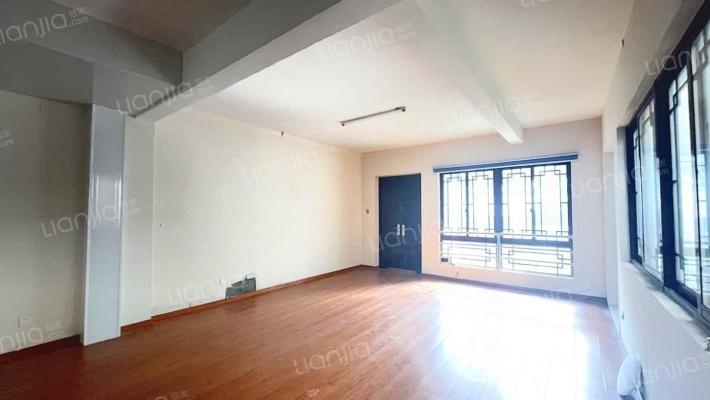 福晟庭院二手房实景图