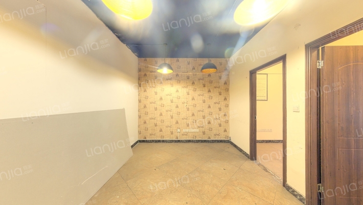 中渝都会首站二手房实景图