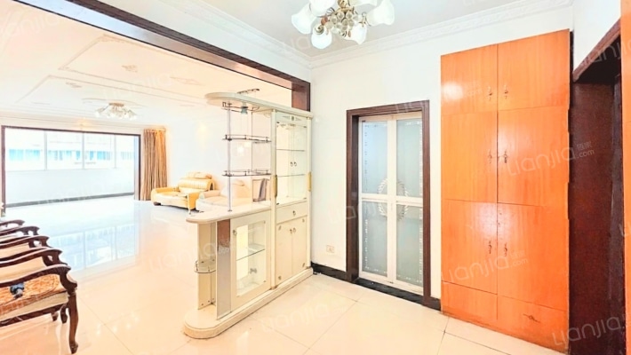 西湖佳苑二手房实景图