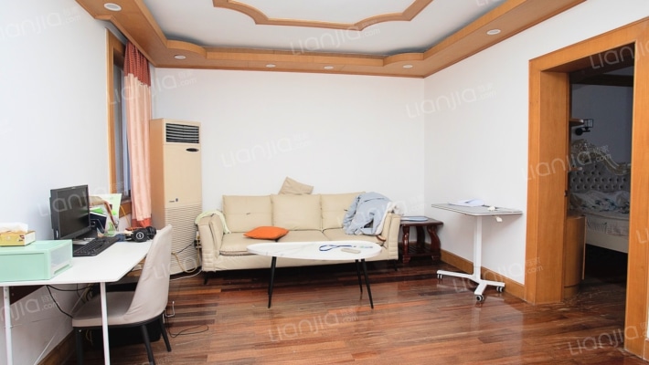 朱方路225号二手房实景图