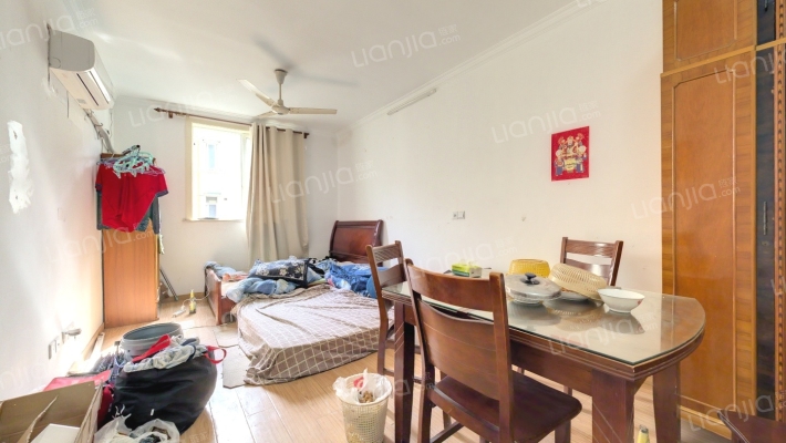 南码头路144弄二手房实景图