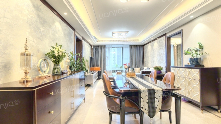 翡翠四季A区二手房实景图