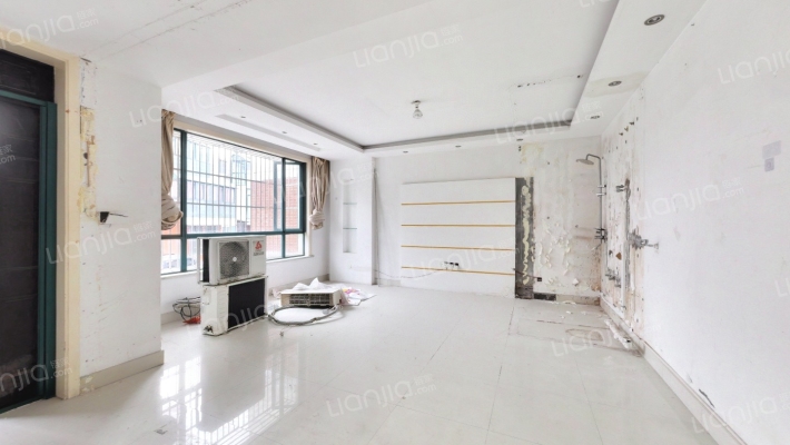 江秋新苑(别墅)二手房实景图