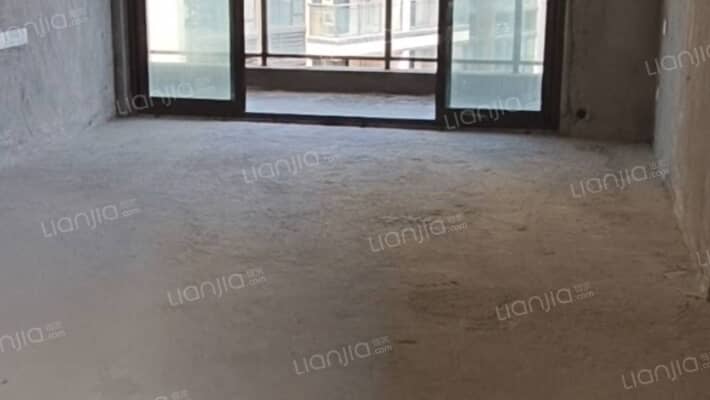 南太珑玺二手房实景图