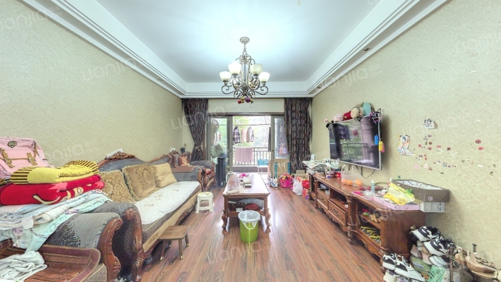 国际社区观邸三组团二手房实景图