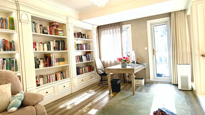 君悦湾墅二手房实景图