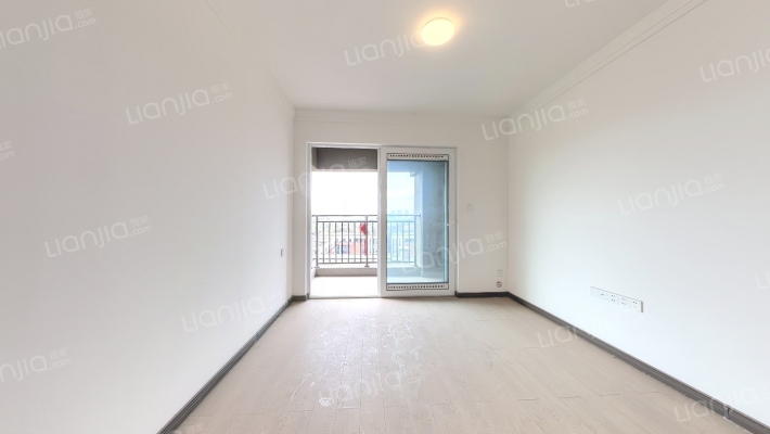 万科四季花城一期二手房实景图