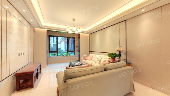 绿地海珀云翡二手房实景图