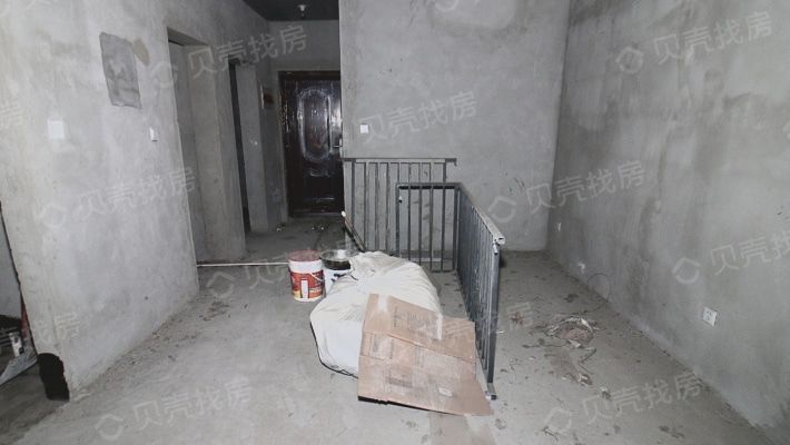 湛北路毛坯两室上海映像97平两厅一一卫水电气暖齐全-餐厅